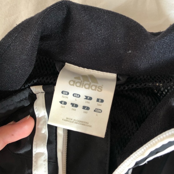 Adidas vest - Picture 2 of 4